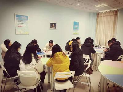 筑牢心理防線，守護學(xué)子心靈 校心理健康教育中心召開疫情防控期間心理健康工作會議